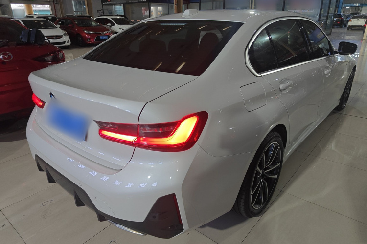宝马3系 2024款 320Li M运动套装车身外观7