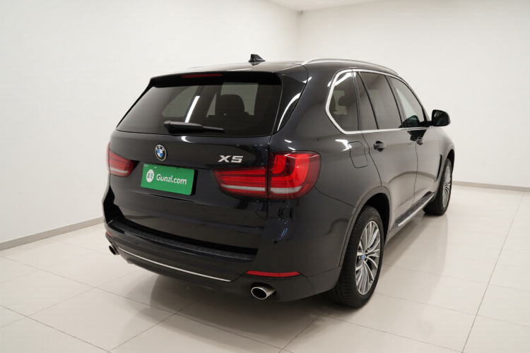 宝马X5(进口) 2014款 xDrive35i 豪华型车身外观7