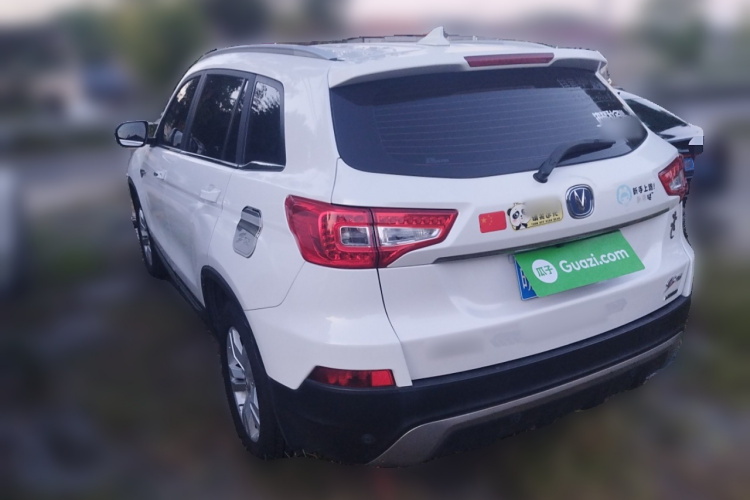 长安CS75 2016款 2.0L 手动豪华型 国V车身外观6003