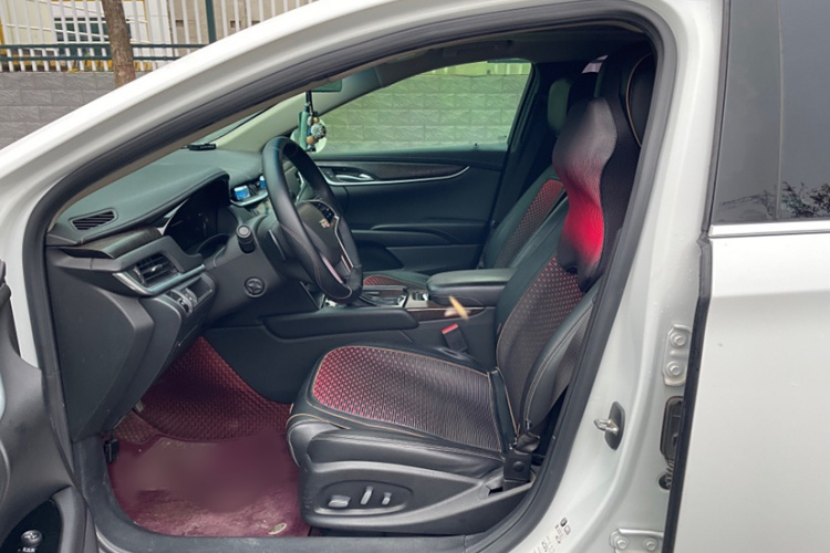 凯迪拉克XTS 2018款 28T 精英型中控内饰7001