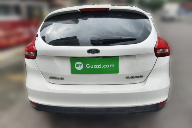 福特 福克斯 2017款 两厢 1.6L 手动舒适型智行版车身外观6004