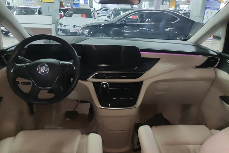 别克GL8 2022款 改款 Avenir艾维亚 七座亲礼版中控内饰12