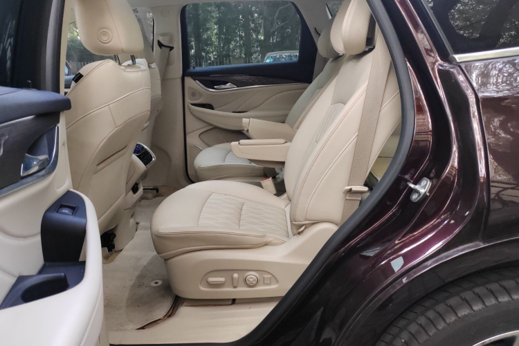 别克 昂科旗 2020款 28T 四驱Avenir艾维亚中控内饰7004