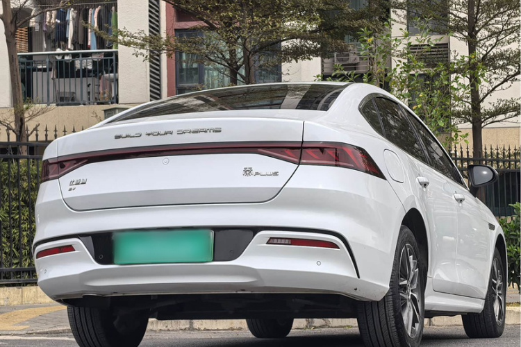 比亚迪 秦PLUS 2021款 EV 400KM 豪华型车身外观6001