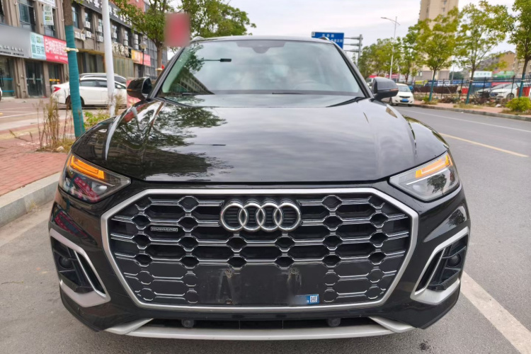 奥迪Q5L 2021款 40 TFSI 豪华动感型车身外观6004