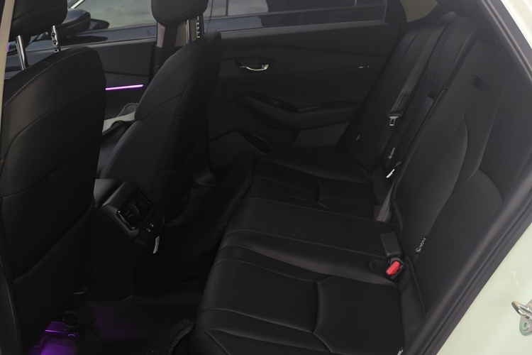 本田 英仕派 2023款 260TURBO 精致版中控内饰21