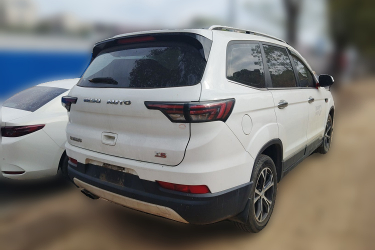 比速汽车 比速T5 2017款 1.5T 自动尊贵型车身外观7