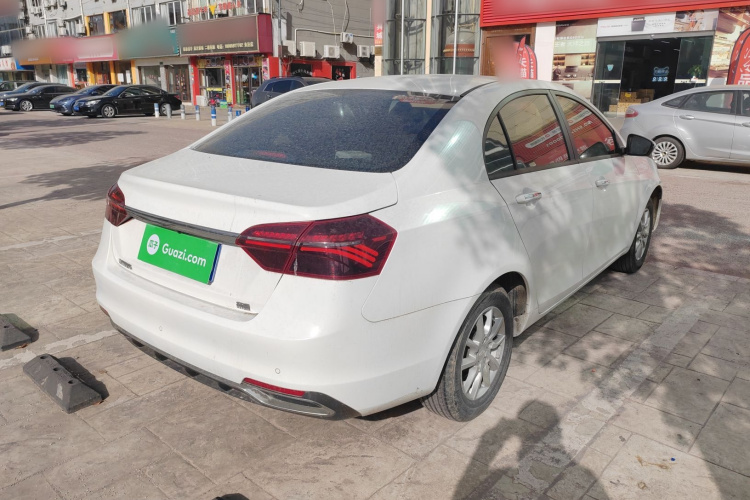 吉利汽车 帝豪 2020款 1.5L 手动豪华型车身外观7