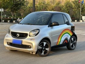 smart fortwo 2018款 1.0L 52千瓦硬顶激情版 国V