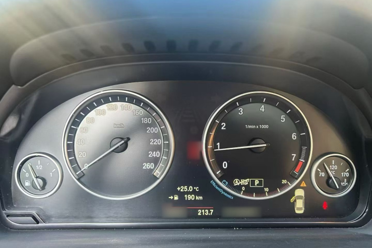 宝马5系 2014款 520Li 典雅型中控内饰7007