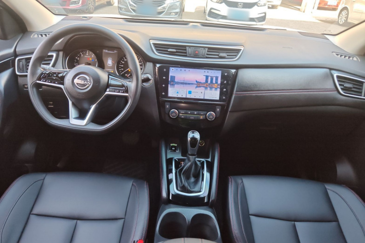 日产 逍客 2023款 经典 2.0L CVT XV舒适版中控内饰12