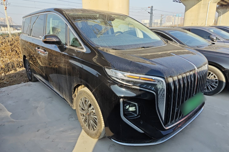 红旗HQ9 PHEV 2024款 2.0T 四驱商务版车身外观3