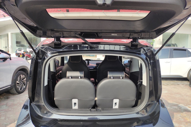 宝骏KiWi EV 2021款 设计师 三元锂机舱底盘23