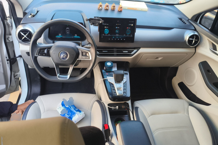 比亚迪 元Pro 2021款 401KM 豪华型中控内饰12