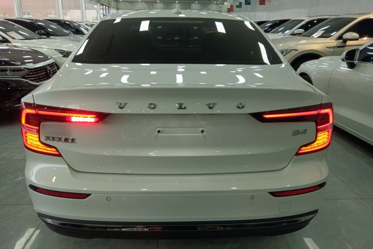 沃尔沃S60 2024款 B4 智远豪华版车身外观6004