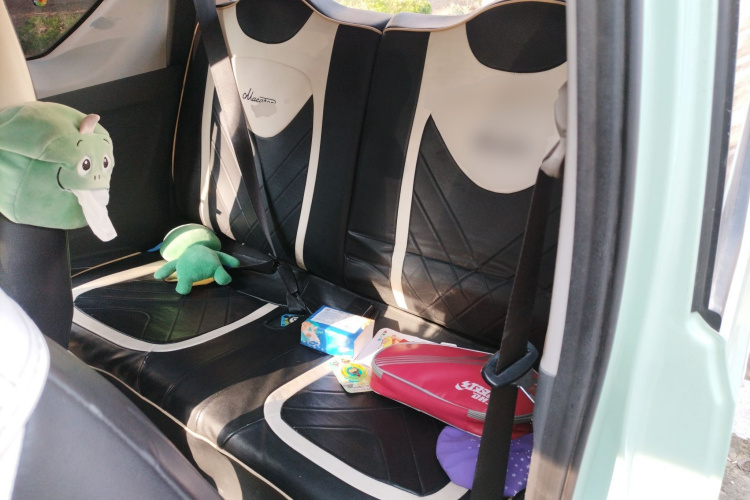 五菱汽车 宏光MINIEV 2021款 马卡龙臻享款 磷酸铁锂中控内饰21