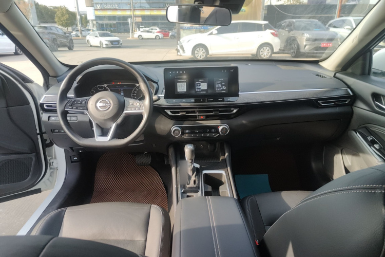 日产 天籁 2022款 2.0L XL-TLS 悦享版中控内饰7002