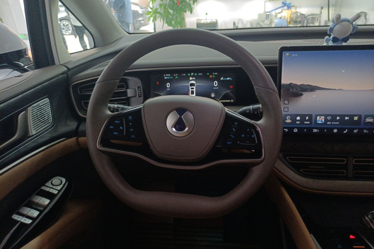 腾势D9 2022款 DM-i 1040 尊贵型局部细节13