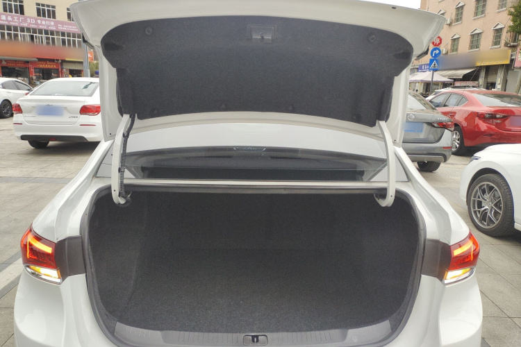 别克 英朗 2019款 18T 自动互联精英型 国VI局部细节23