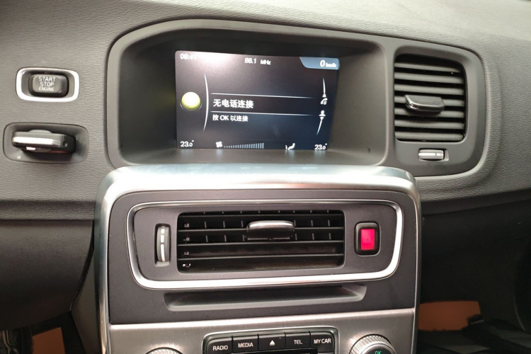 沃尔沃S60 2015款 S60L 2.0T 智行版局部细节16