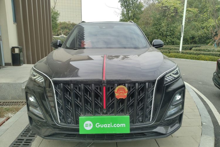 红旗HS5 2025款 2.0T 两驱玄影版车身外观2