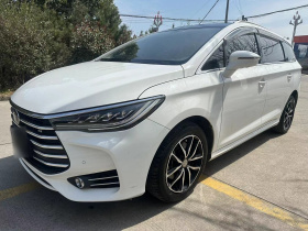 比亚迪 宋MAX 2017款 1.5T 自动智联尊贵型 7座