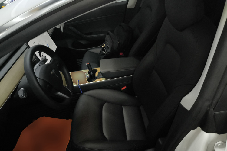 特斯拉 Model 3 2020款 改款 标准续航后驱升级版局部细节19