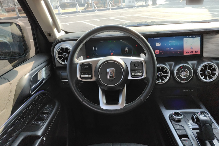 坦克300 2021款 越野版 2.0T 征服者局部细节13