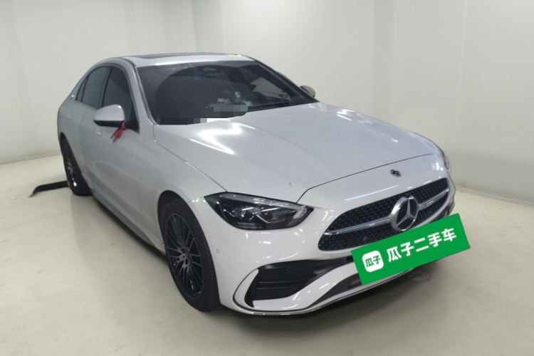 奔驰C级 2023款 C 200 L 运动版车身外观3