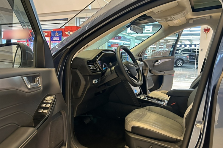 福特 锐际 2020款 EcoBoost 245 两驱耀享款局部细节19