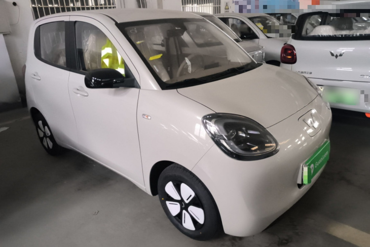 五菱汽车 宏光MINIEV 2025款 四门版 进阶款车身外观3