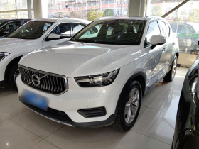 沃尔沃XC40 2020款 T3 智行时尚版