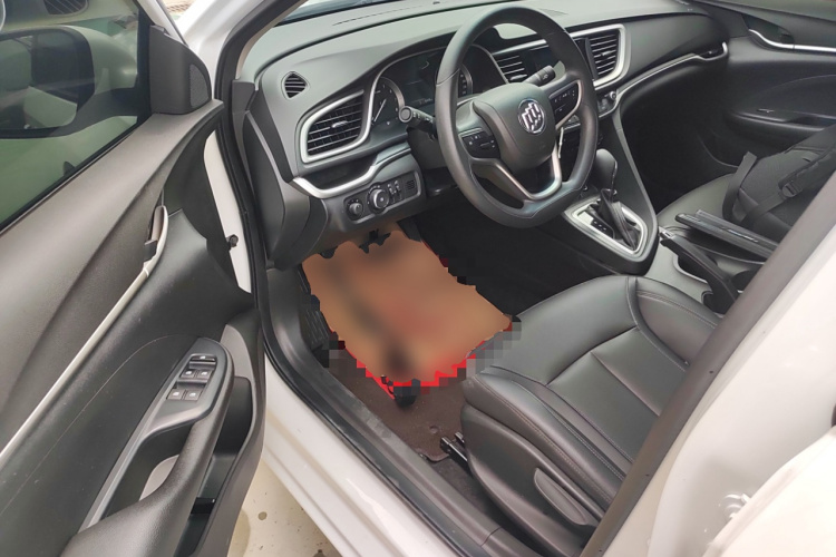 别克 英朗 2021款 改款 典范 1.5L 自动精英型中控内饰20