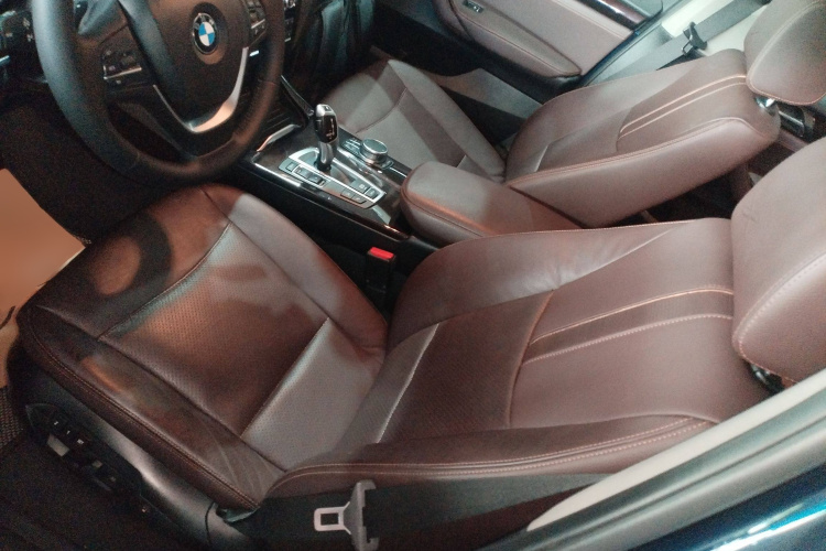 宝马X4 2014款 xDrive20i X设计套装局部细节19