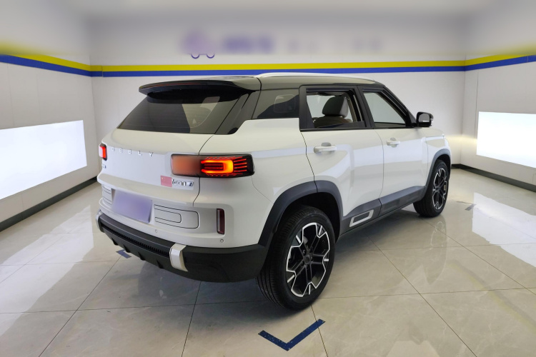 吉利汽车 吉利icon 2023款 1.5TD 巧克力醇巧版车身外观7