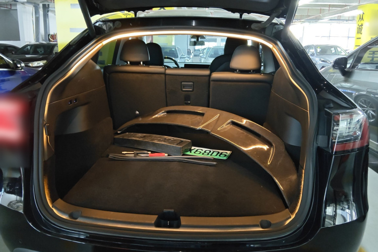 特斯拉 Model Y 2021款 标准续航后驱版局部细节23