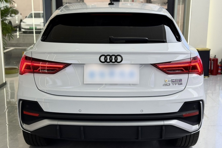 奥迪Q3 Sportback 2020款 40 TFSI 时尚型车身外观6005