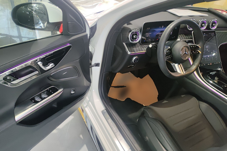 奔驰C级 2024款 改款二 C 260 L 运动版中控内饰7003
