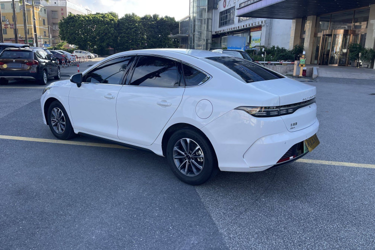 比亚迪 驱逐舰05 2024款 荣耀版 DM-i 55KM 豪华型车身外观6006