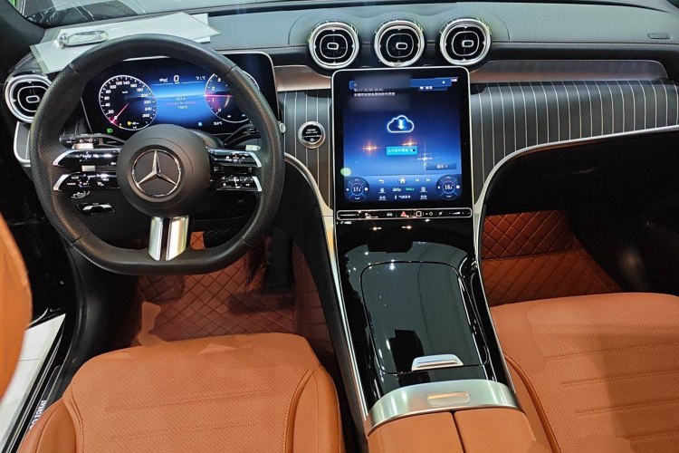 奔驰GLC 2023款 GLC 300 L 4MATIC 动感型 5座中控内饰12
