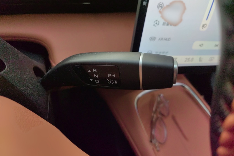 深蓝汽车 深蓝S07 2023款 200Max增程版局部细节18