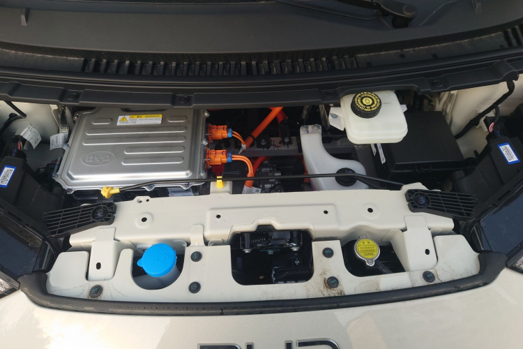 比亚迪 海鸥 2025款 305km 自由版机舱底盘24