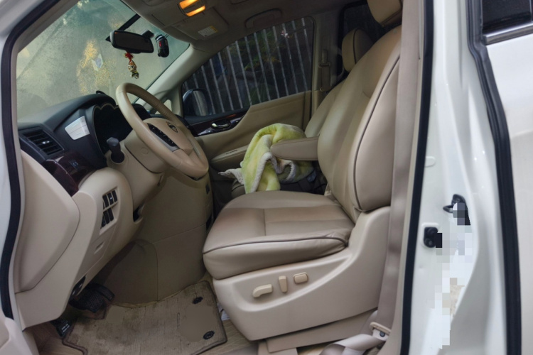 日产 贵士 2015款 3.5L SL中控内饰19