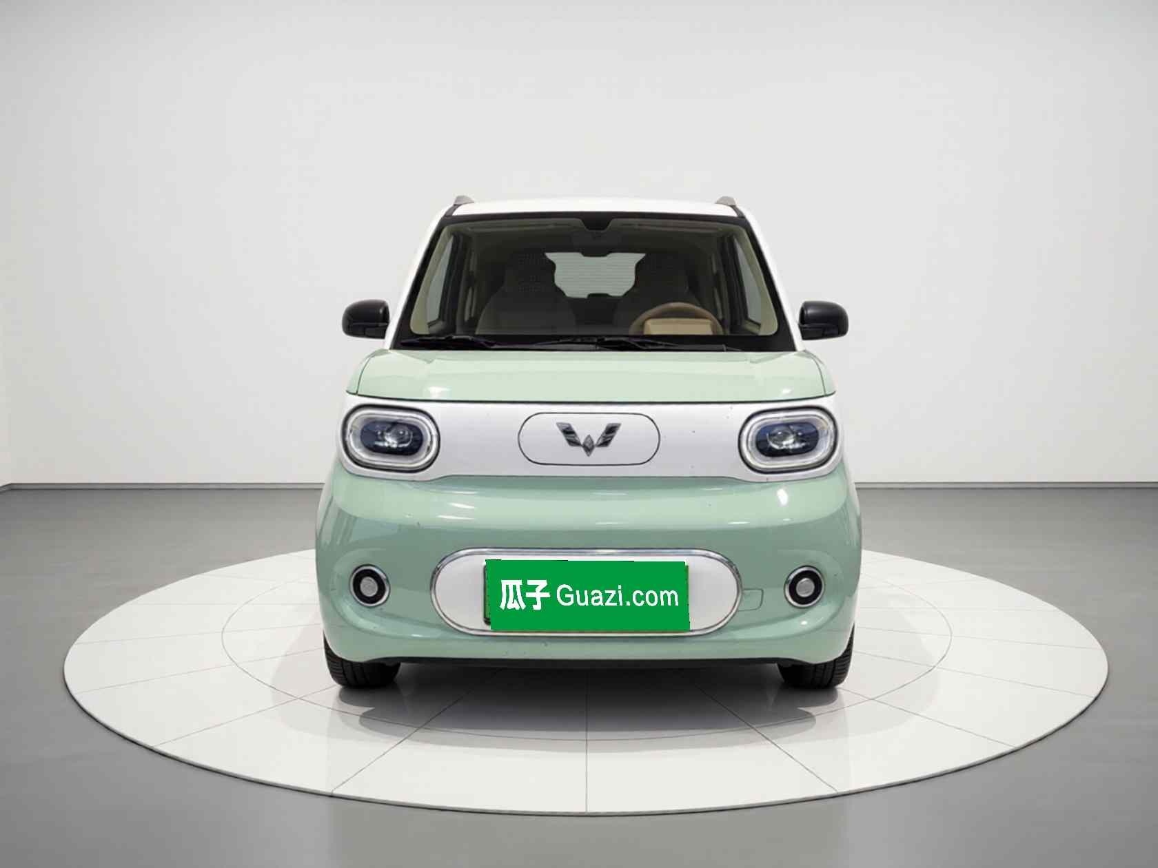 五菱汽车 宏光MINIEV 2024款 第三代 215km 进阶版(1)