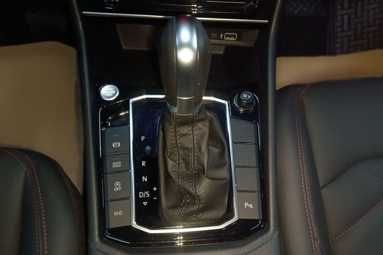 大众 朗逸 2024款 300TSI DSG星空领先版局部细节18