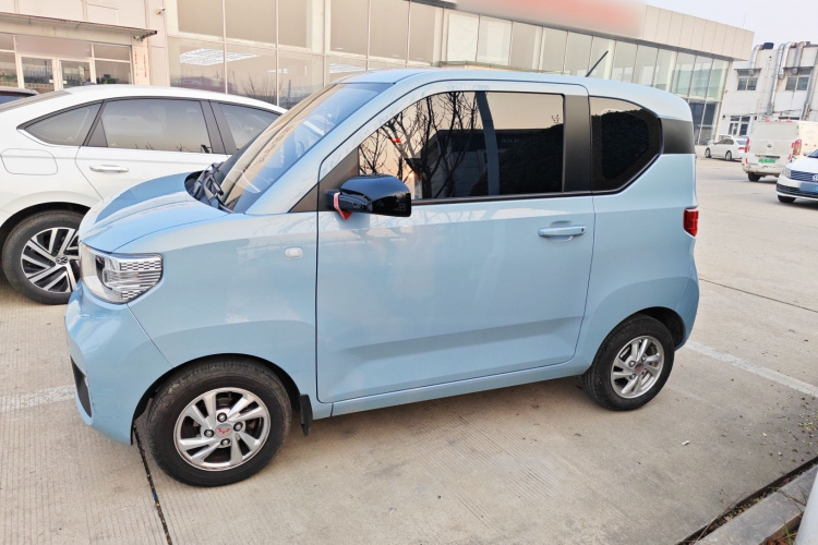 五菱汽车 宏光MINIEV 2020款 悦享款 磷酸铁锂车身外观4