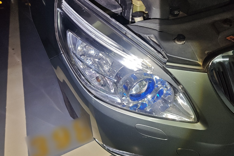 别克GL8 2013款 3.0L XT豪华商务旗舰版车身外观6006