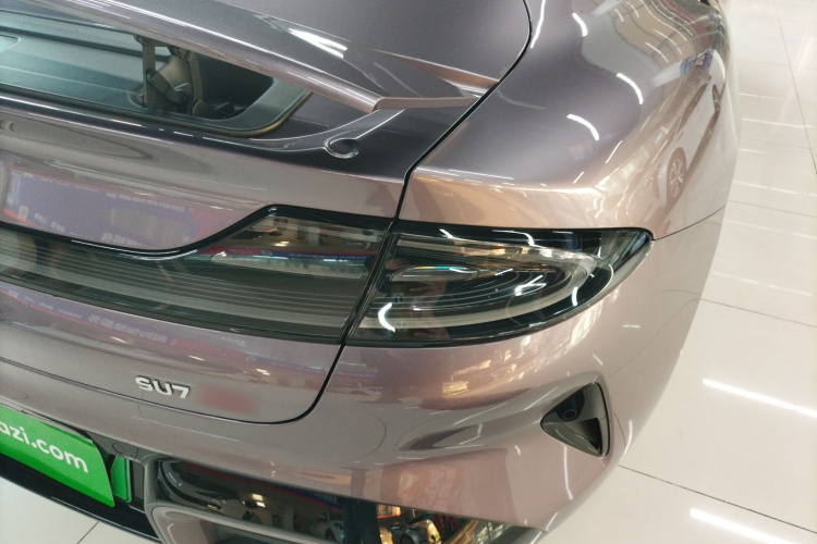 小米汽车 小米SU7 2024款 四驱超长续航高阶智驾Max版车身外观9