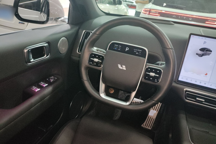 理想汽车 理想L6 2024款 Pro中控内饰13