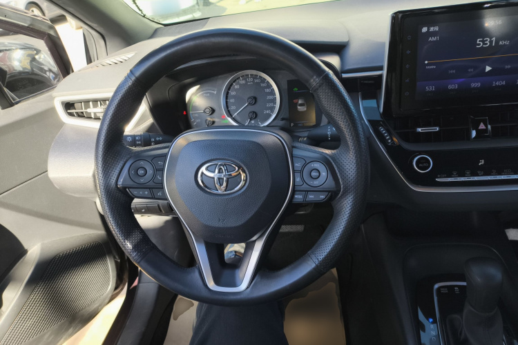 丰田 雷凌 2019款 双擎 1.8H E-CVT运动版 国VI中控内饰13